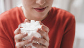 How does sugar affect your face?